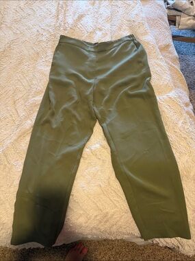 J. Crew Olive Green Cropped Ankle Pants
